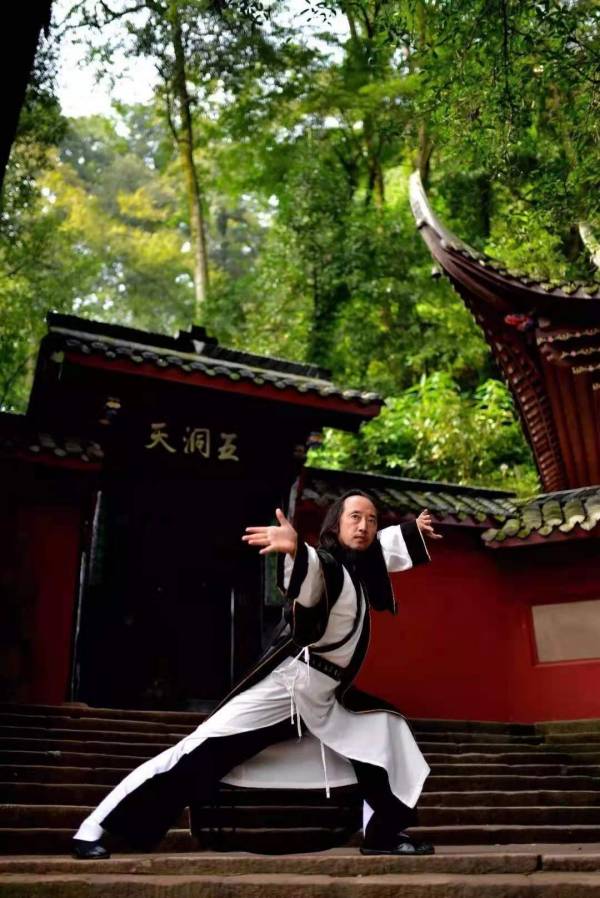 数智武林武学顾问—刘绥滨
