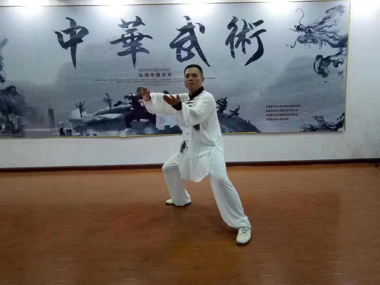 郑俊峰4.jpg