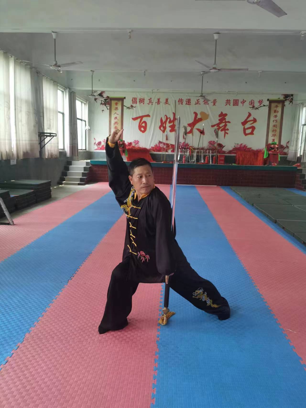王好强2.jpg